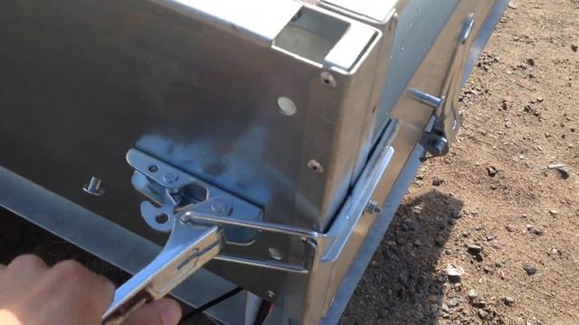 Прицеп для легковых автомобилей Трейлер 829450 спорт. Легковой прицеп 2.6х1.3м смотреть онлайн