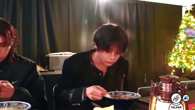 Stray Kids на «SKZ-TALKER», эпизод 68 смотреть онлайн