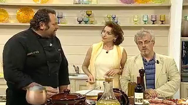 ASPETTANDO IL TG | 13/5/2013 смотреть онлайн