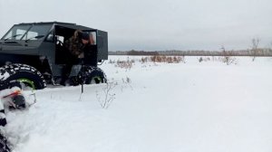 В поисках глубокого снега на вездеходе Тайпан!