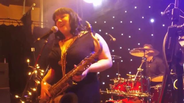 The Beggars - a wedding band available to book through Hireaband смотреть онлайн