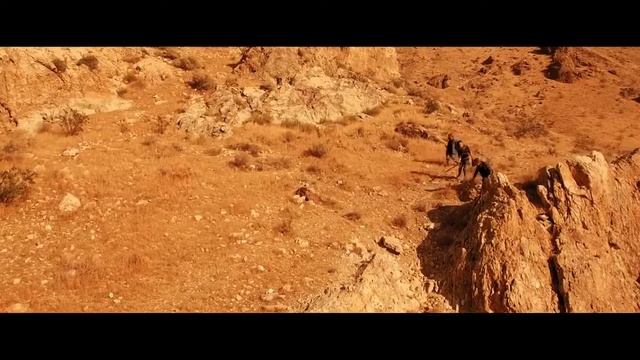 Hollywood Undead Renegade смотреть онлайн