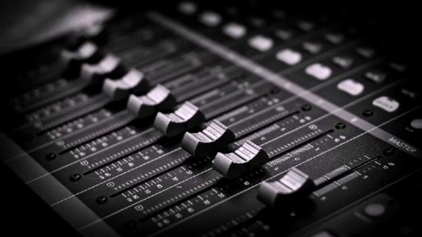 DJ FEDOT – RECORD FM OPEN AIR 2013 TRAC