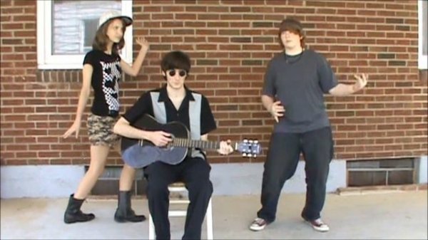 Tengo la camisa negra parody