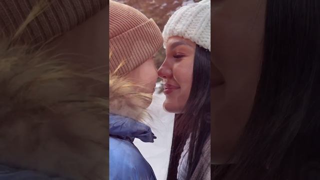 Что такое семья? Люди, которым ты нужен. В радости и горе, в мелочах или целом,онр приходят.... смотреть онлайн