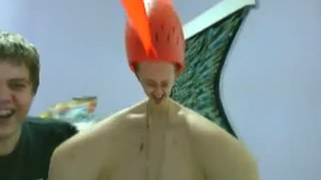 После чешской травы ещё и не такое увидите... смотреть онлайн