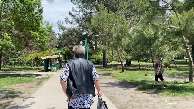 Абхазия/МореЗагораем☀️Празднуем 9 мая в САМШИТОВОЙ РОЩЕ смотреть онлайн