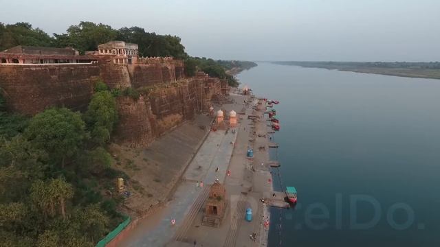 India River Ghat Narmada Ganga Aerial Video Stock Footage смотреть онлайн