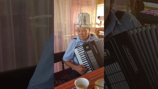 Таалайгуль Сулайманова   Мен колго жалгыз келдим аккордионист Турсунбай Маматов.