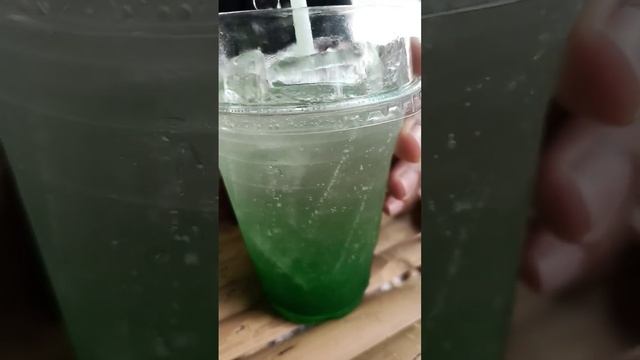 น้ำแอปเปิ้ลโซดา смотреть онлайн