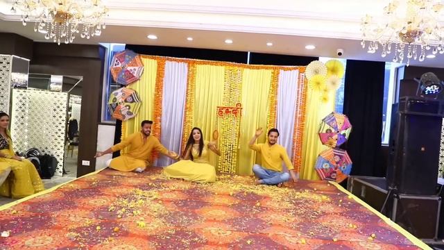 Haldi Dance Performance by Bride's Team || Radha || Deewangi || Tumse Milke Dil Ka || Lucknow | 202 смотреть онлайн