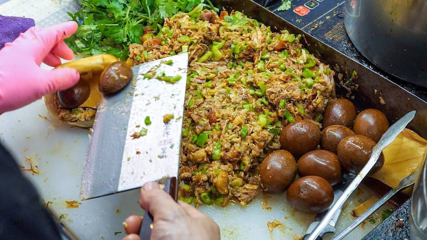 Китайская кухня. Популярная уличная еда, рекомендованная местными жителями, смотреть онлайн