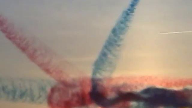 RAF Red Arrows - Gypo Break - Quebec Airshow 2008 смотреть онлайн