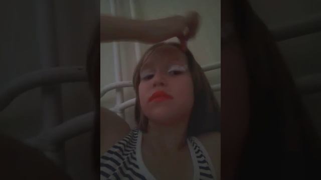 Мою первое видео мне тогда было очень грустно смотреть онлайн