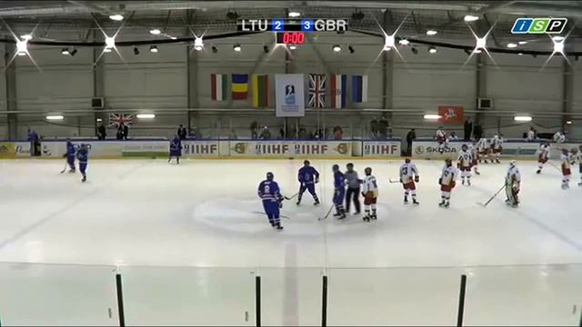 Hockey Player Throws a Stick at Referee смотреть онлайн
