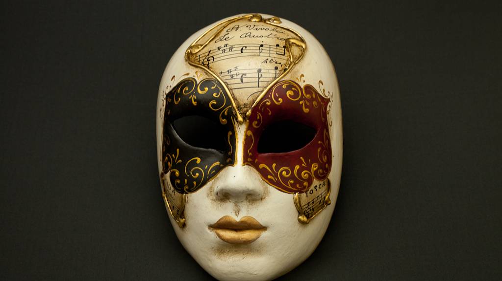 Маска смотреть онлайн