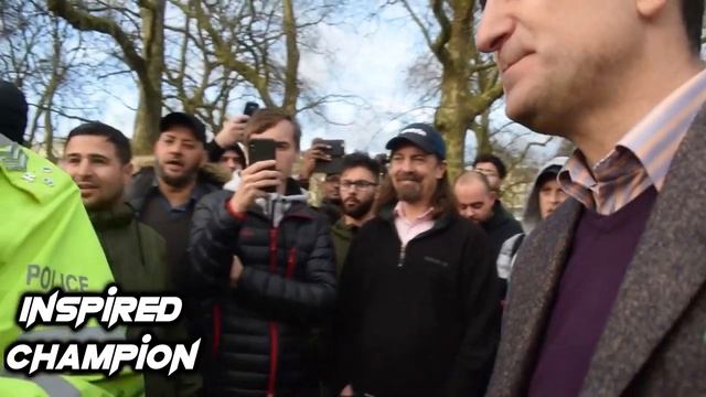 Tan Explodes! and gets Chucked out of Speakers Corner смотреть онлайн