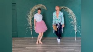 Индивидуальный танец Ивана Мискевич (основатель проекта Просто Танцы) с участницей нашего движения.