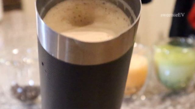 Coffee Chocolate Thai Tea and Green Tea Boba смотреть онлайн