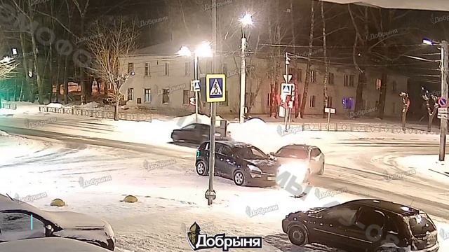 Подборка на видеорегистратор за 10.01.25 смотреть онлайн