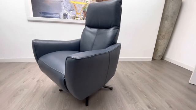 Designer Feature Accent Chairs Natuzzi Franco Ferri Volante Leather Velvet Fabric Modern Stylish смотреть онлайн