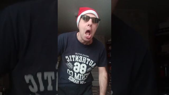 новогодний поцелуй. смотреть онлайн
