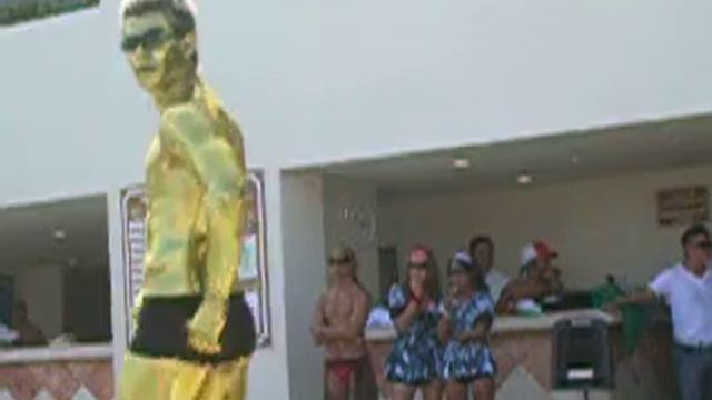 Abe & Raf advertising the city club cancun смотреть онлайн