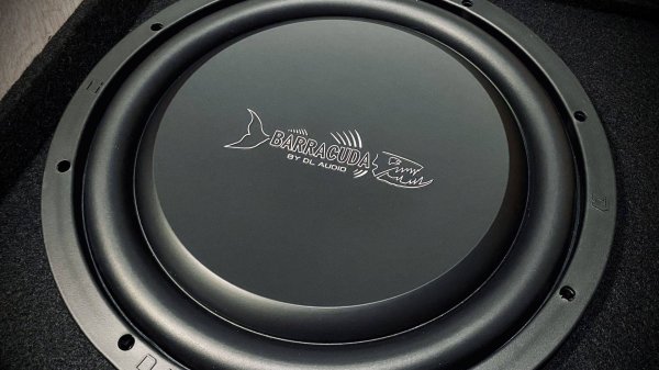 Активный сабвуфер Barracuda 12A Flat DL Audio