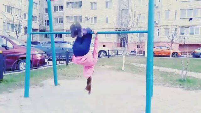 Клип на песню Мозги: Полицаи смотреть онлайн