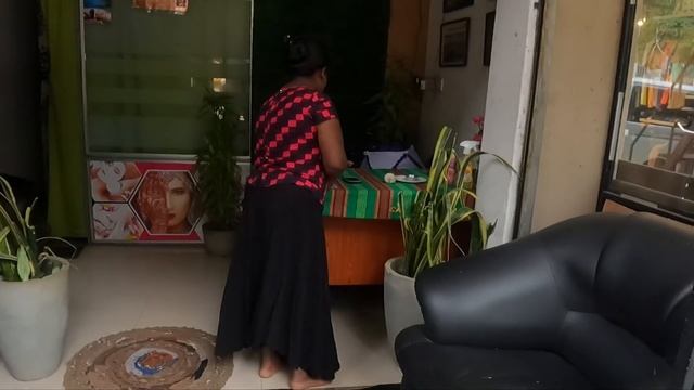 Is ELLA Worth VISITING? 🇱🇰 смотреть онлайн
