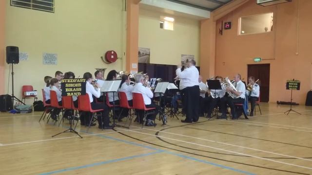 Stedfast Shoes Brass Band Highland Cathedral смотреть онлайн