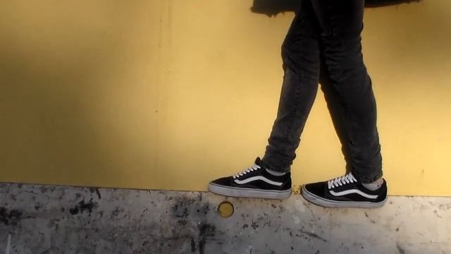 Fit of the Day (Supreme, Vans, H&M) смотреть онлайн