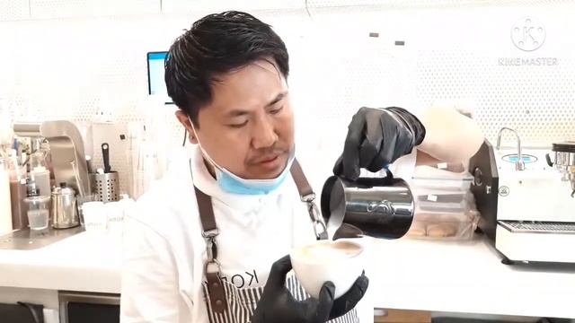 Flat White Coffee # Horse Head Latte Art🐴🐴🐴 смотреть онлайн