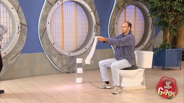 Awkward Mall Toilet Hidden Camera Prank смотреть онлайн