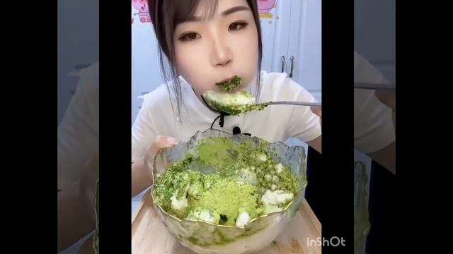 ASMR ICE EATING WITH MATCHA GREEN TEA POWDER, SHAVED ICE, CRUNCHY ICE, FOAM ICE, ICE EATING
