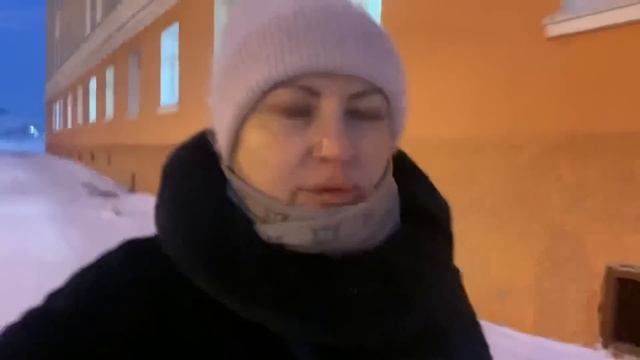 Норильск/Погода меняется/Худеть к отпуску/В театр с коллегами/Играем с Мироном. смотреть онлайн