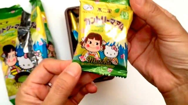 FUJIYA Country Ma’am Peco x Hello Kitty – Chocolate Chip Matcha смотреть онлайн