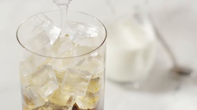 How to Use Coffee Concentrate in Cold Brew Coffee Maker смотреть онлайн