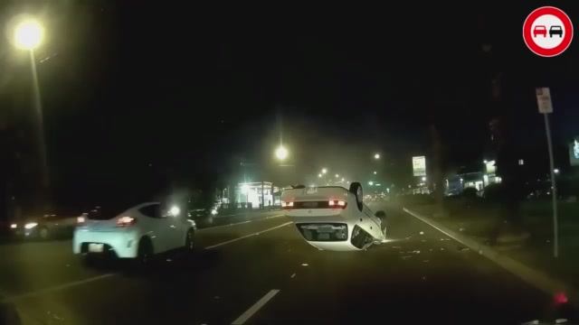 Жесть! Зимние аварии. ДТП на скользких дорогах. смотреть онлайн