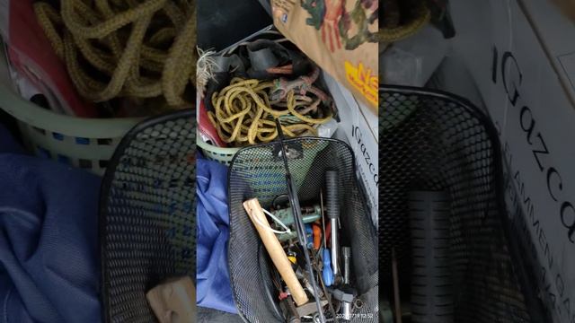 принес баллон с пропаном в машину, нужное барахло накапливается, ждем посылку с редуктором и шланго смотреть онлайн