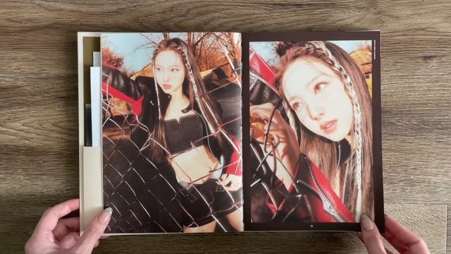 TWICE Ready to Be Unboxing 🖤 All versions + Target Exclusive Vinyl смотреть онлайн