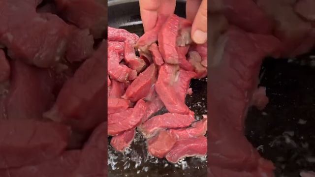 Гуляш по-самарски #рецепты #мясо #обед смотреть онлайн