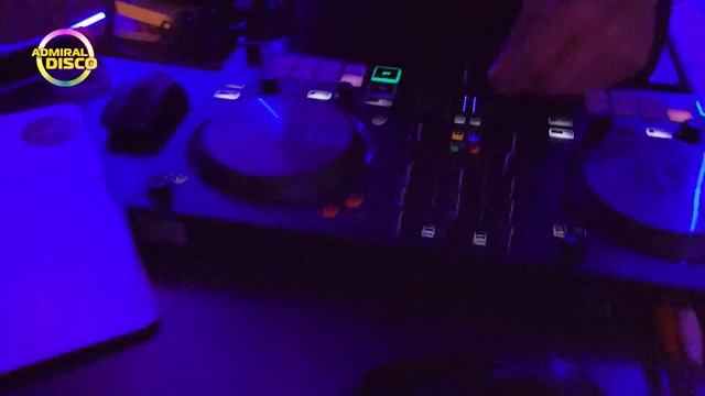 группа Мишель - Самая красивая | Концерт Дискотека 90-х в BonClub смотреть онлайн