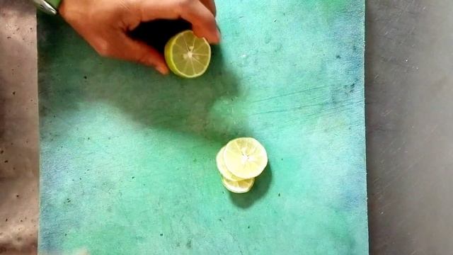 Lemon coriander soup (vetamin C rich)/Homemade soup recipe in Hindi/ Resturant style soup 🍲 смотреть онлайн