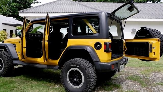 JEEP WRANGLER UNLIMITED SPORT 2019 I Family Road Trip | Philippines | Exterior and Interior Feature смотреть онлайн