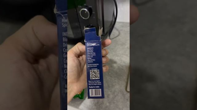 Принц Индия пьет индийский масала чай в Таиланде смотреть онлайн