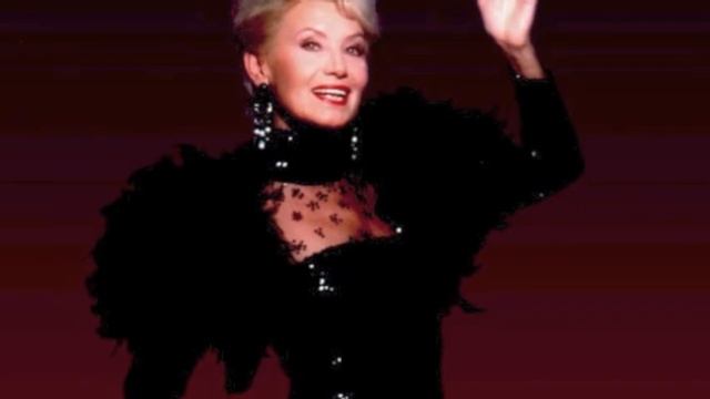 Spiel Antonio Spiel ~ Edina Pop [Marika Késmárky] смотреть онлайн