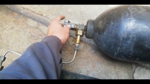 как перекачать углекислоту в маленький баллон в домашних условиях