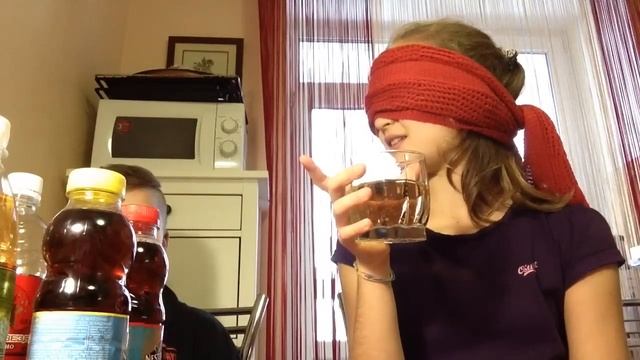 УГАДЫВАЕМ НАПИТКИ CHALLENGE смотреть онлайн