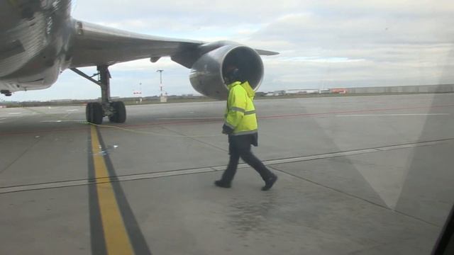 2013-11-30 Lockheed L-1011 Tristar RAF na LKPR смотреть онлайн